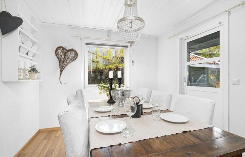 Sjarmerende Familievennlig Hus Med 2 Soverom Kristiansand Exterior foto
